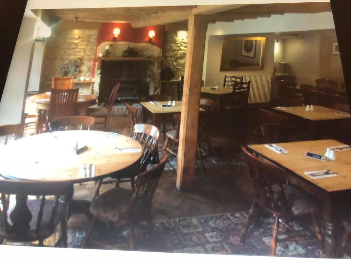 Horse&Hound Inn Broadway  Exterior foto