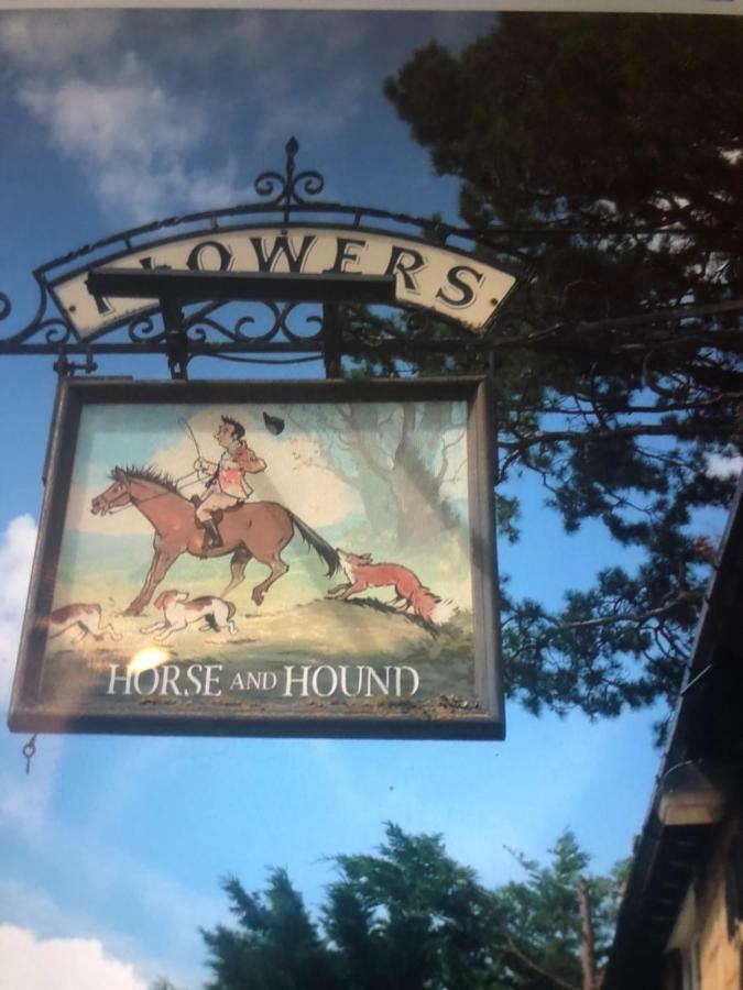 Horse&Hound Inn Broadway  Exterior foto